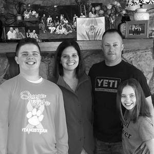 Meet your Posher, Allison